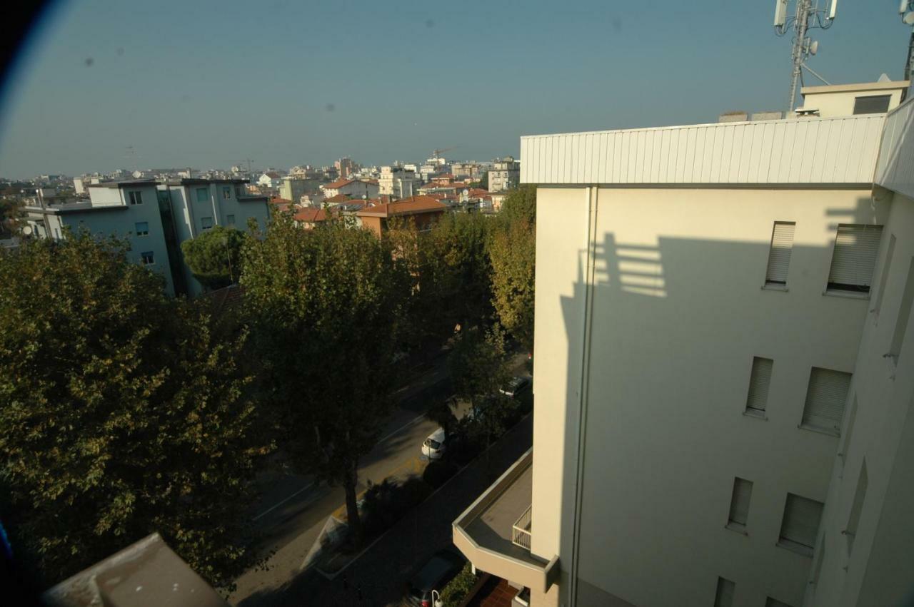 appartamento marina centro Rimini Esterno foto